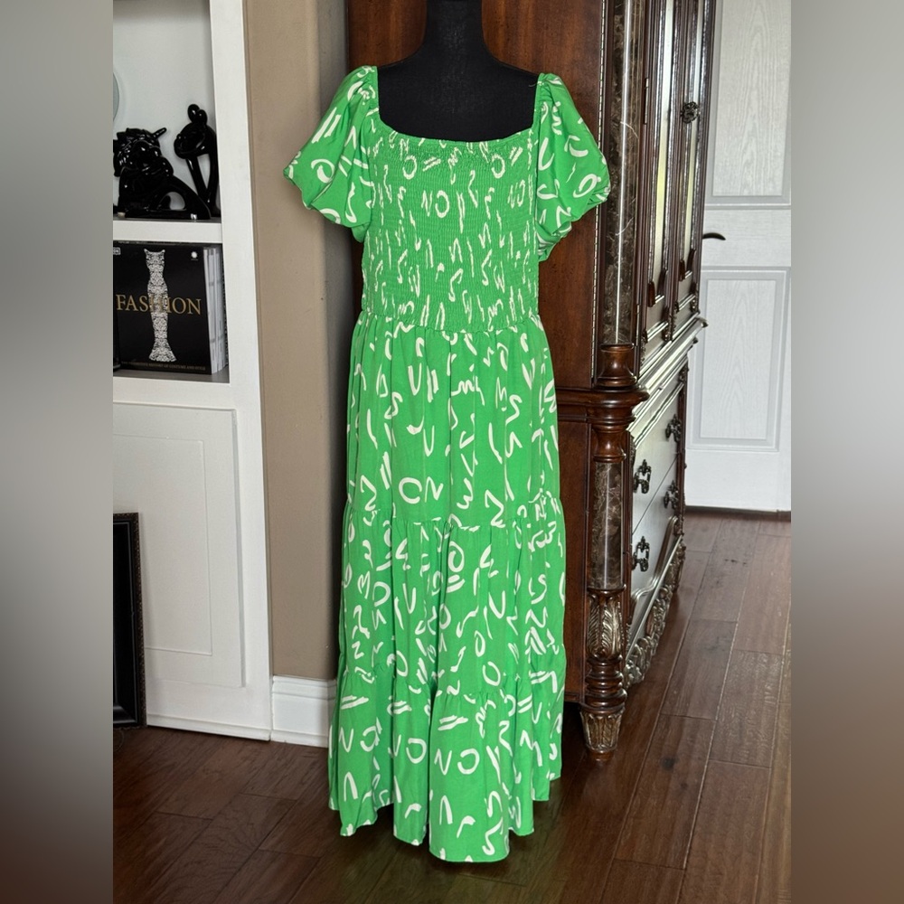 Pretty Garden Green Abstract Print Maxi Dress